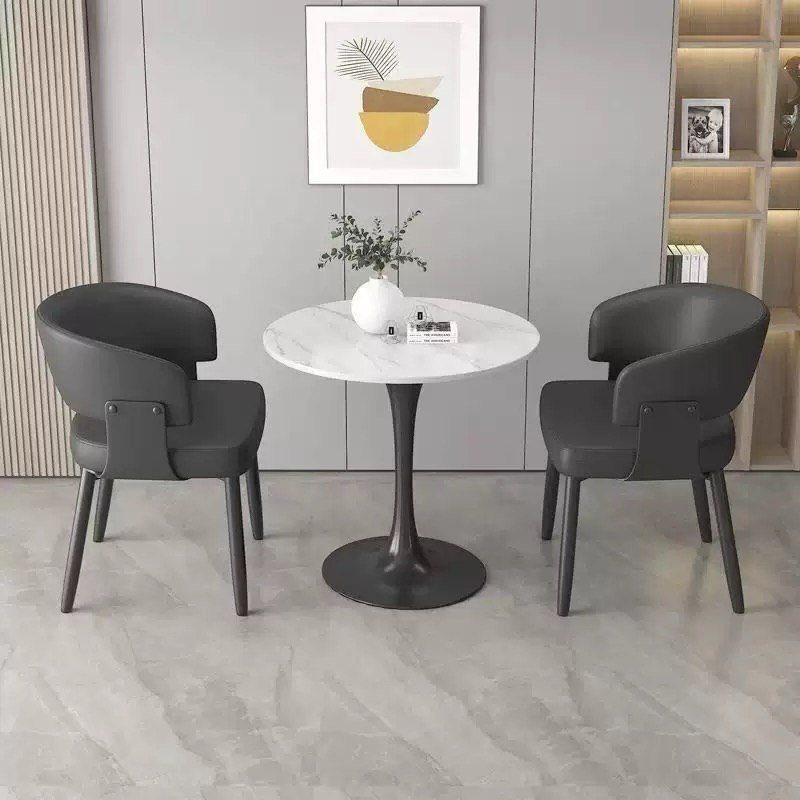 Me and you restuarant table