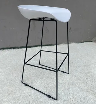 Marcellus Modern Sculptural Saddle Bar Stool