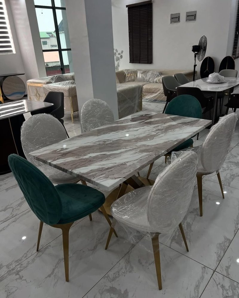 Elegant Spacious Dining Table for Comfortable Meals, Gatherings, and Modern Interiors