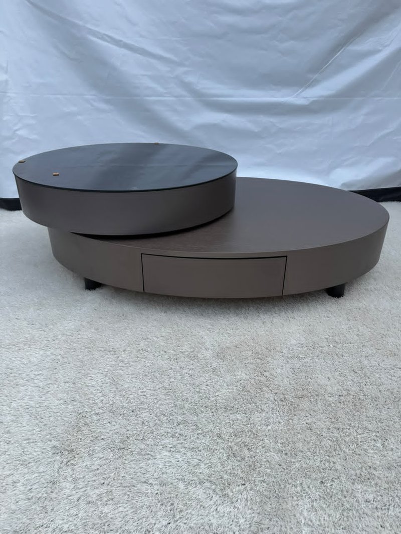 Morden metal center table - Image 1