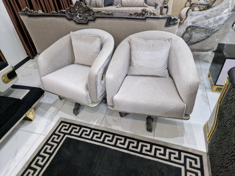Glamour Gold & Black-and-White Upholstered Living Room Suite with Sculptural Armrests - Image 5