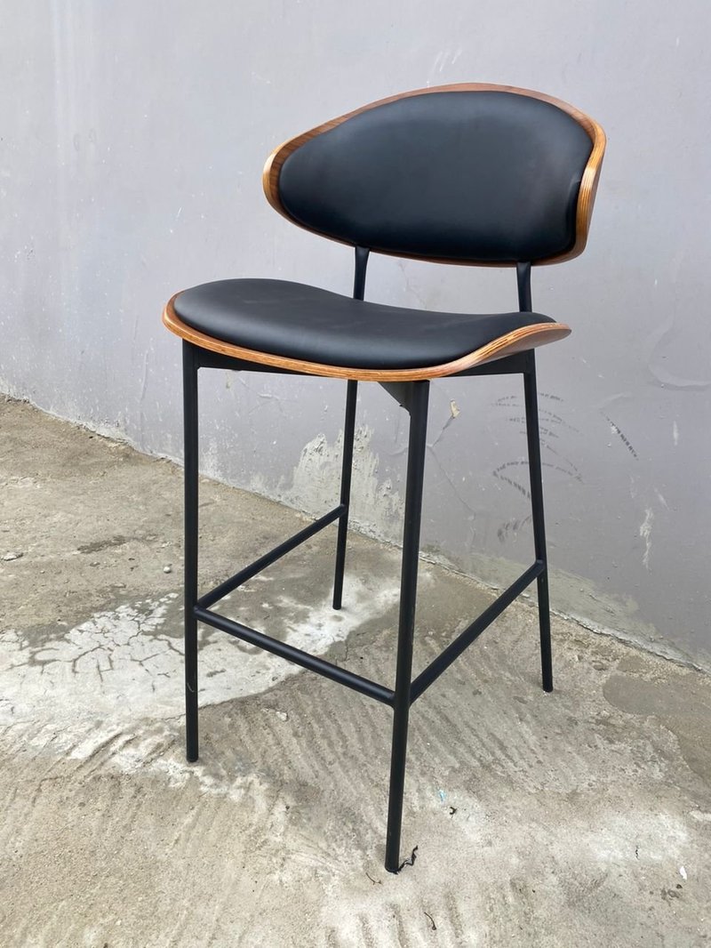 Long bar chairs - Image 4