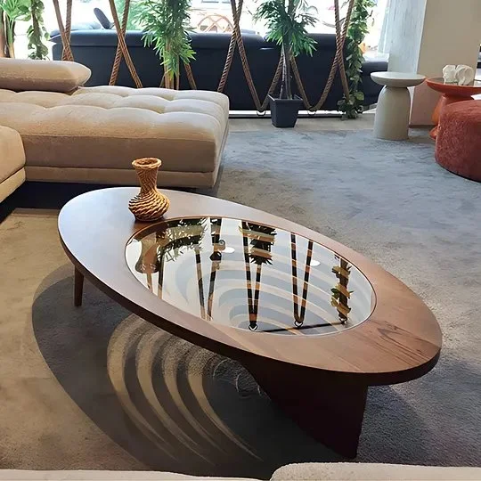 Wooden oval center table - Image 2