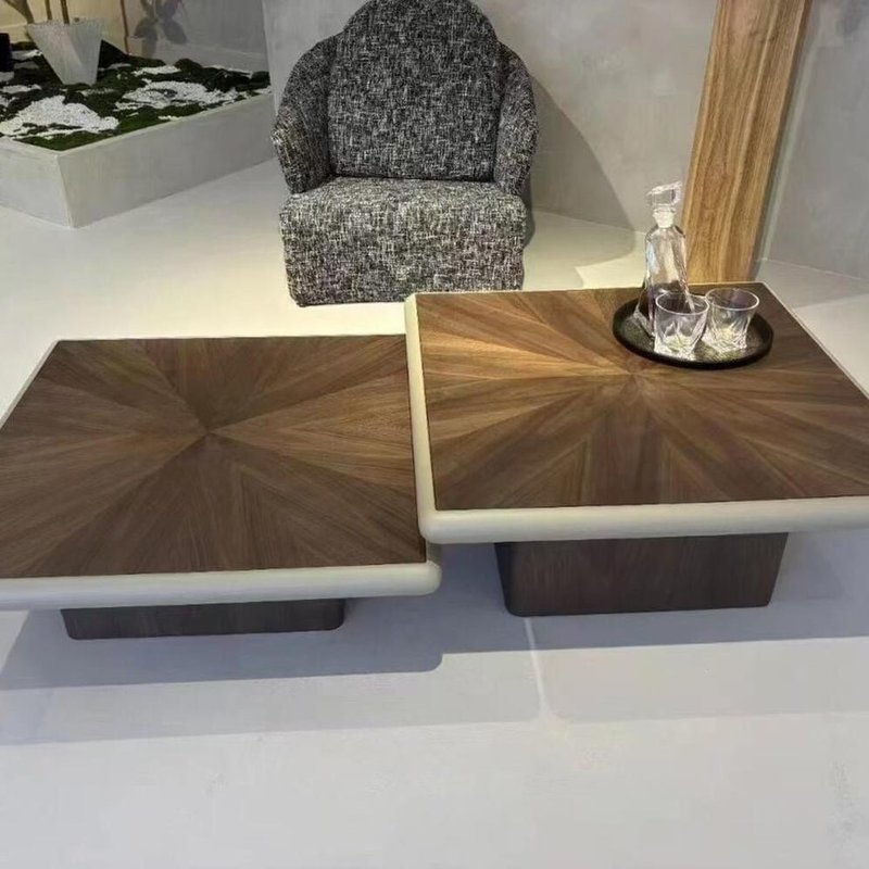 Unique center table - Image 1