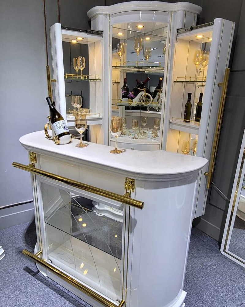 Luxury Modern Executive Home Bar Counter & Back Cabinet Set