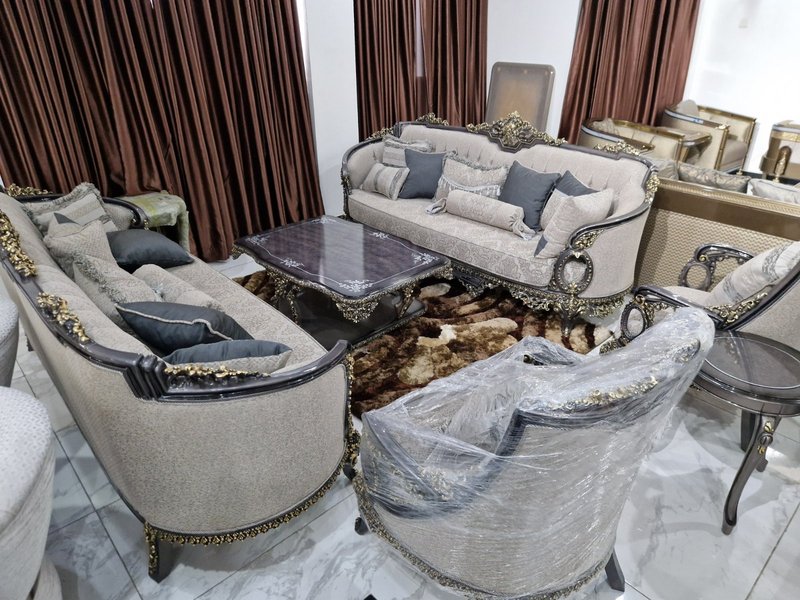 Luxury Antique Walnut & Gold Carved Sofa Set – Button-Tufted Classic Design