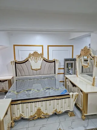 Royal Luxury Ivory & Gold Carved Bedroom Set